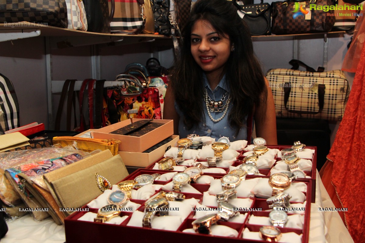 D'sire Exhibition n Sale Launch by Anita Agarwal at Taj Krishna, Hyderabad (Aug. 22, 2014)