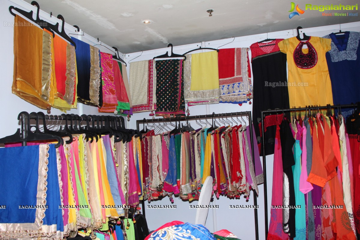 D'sire Exhibition n Sale Launch by Anita Agarwal at Taj Krishna, Hyderabad (Aug. 22, 2014)