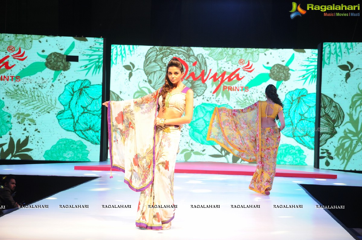 Surat Dreams - Fashion Thrills Fashion Show at HICC, Novotel, Hyderabad (Day 2)