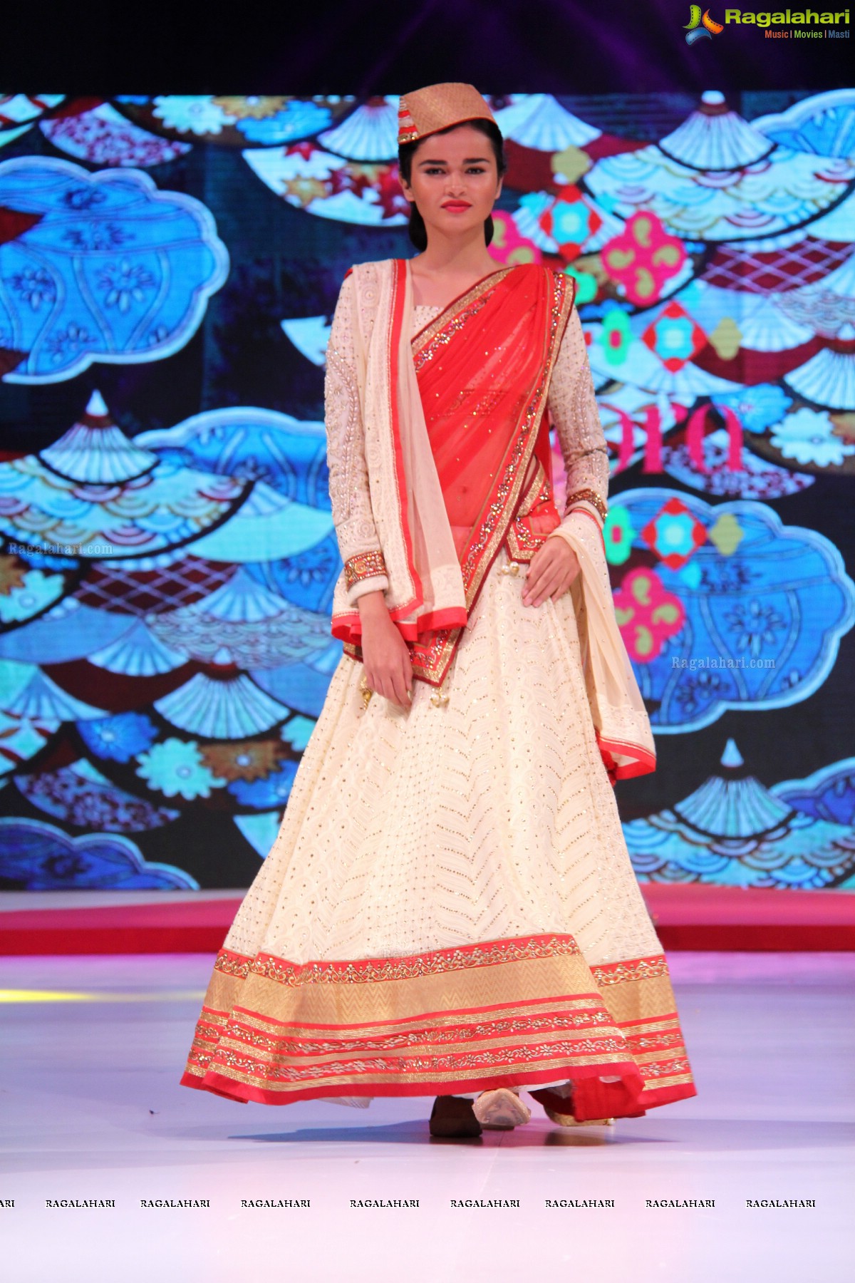 Surat Dreams - Fashion Thrills Fashion Show at HICC, Novotel, Hyderabad (Day 2)