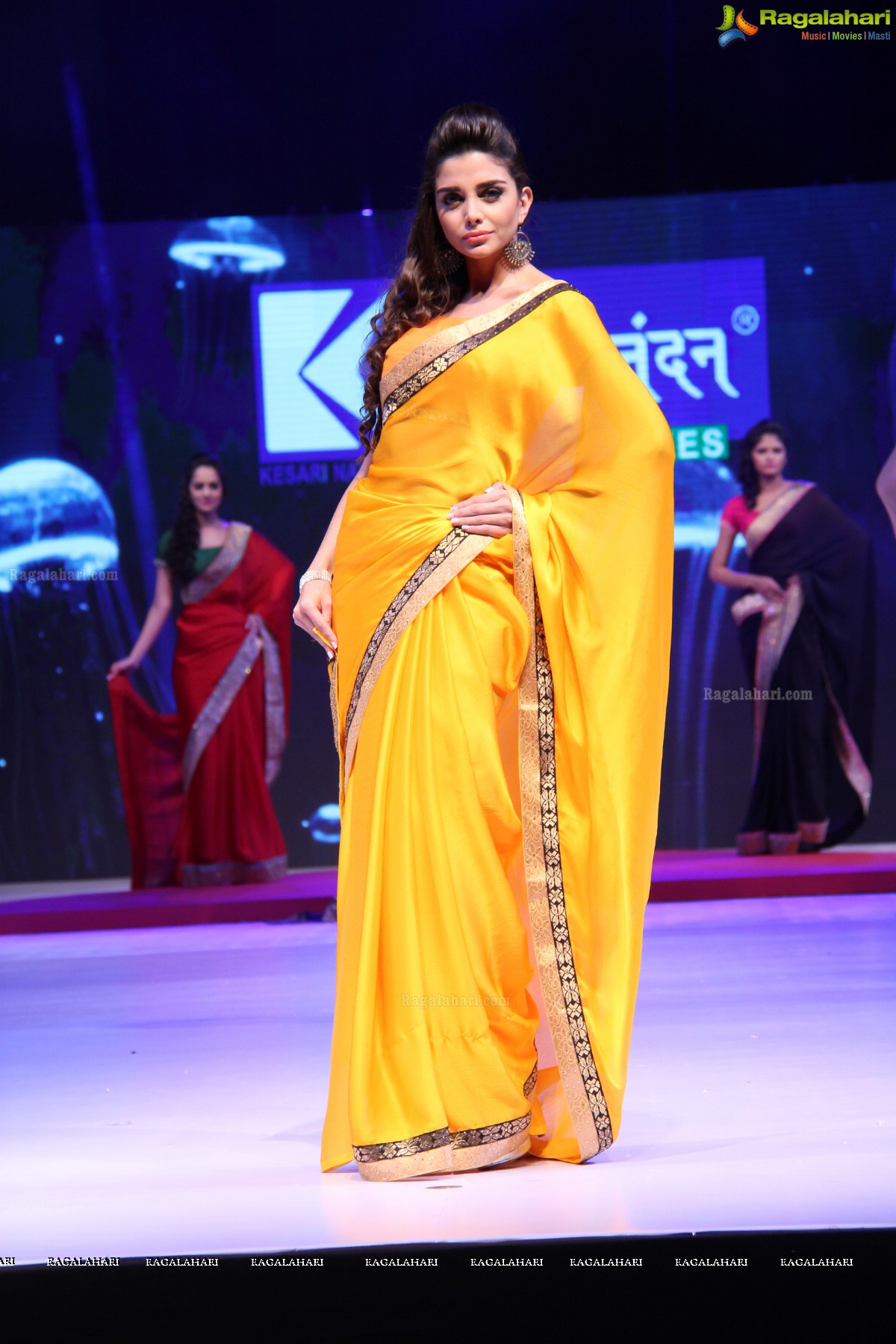 Surat Dreams - Fashion Thrills Fashion Show at HICC, Novotel, Hyderabad (Day 2)