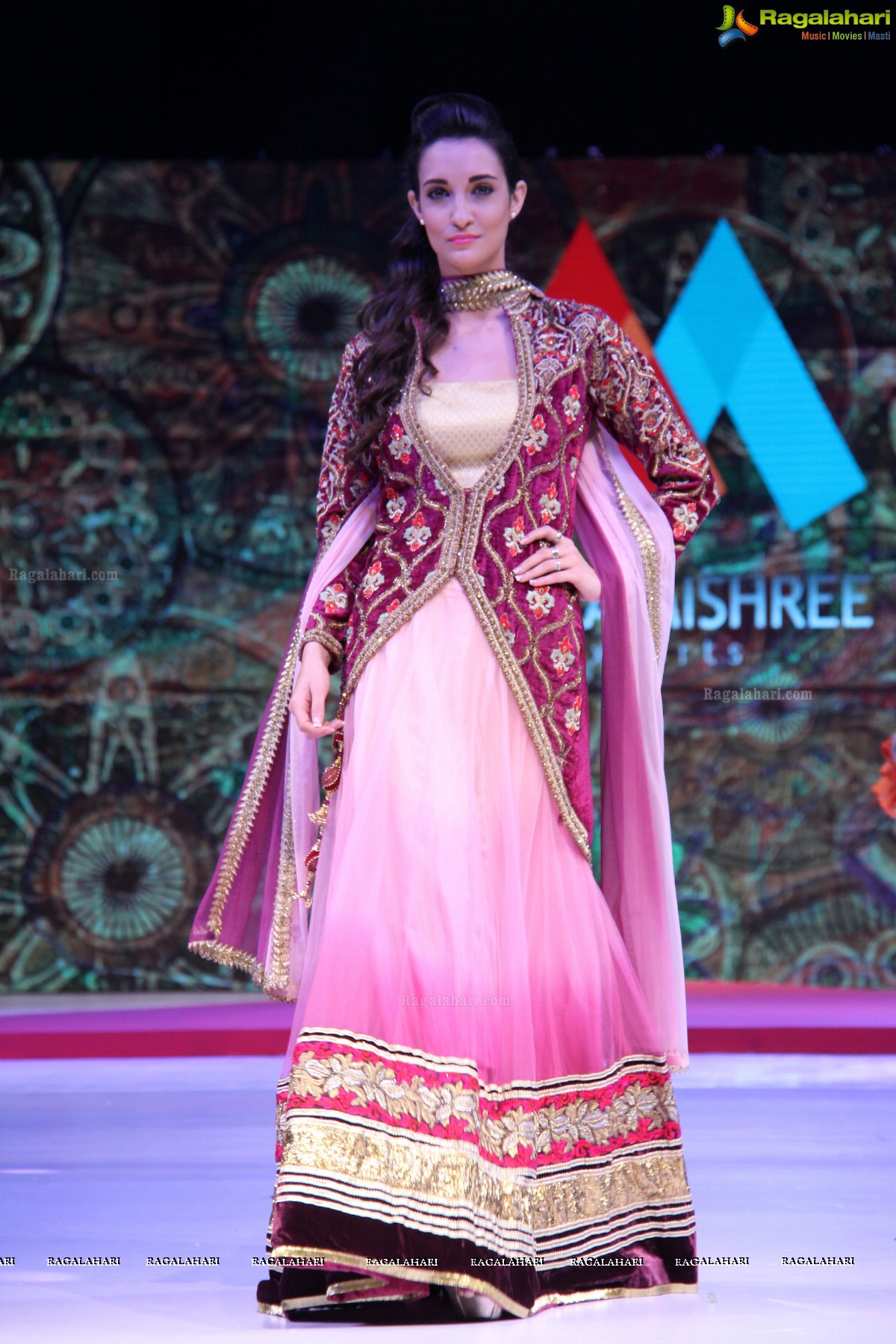 Surat Dreams - Fashion Thrills Fashion Show at HICC, Novotel, Hyderabad (Day 2)