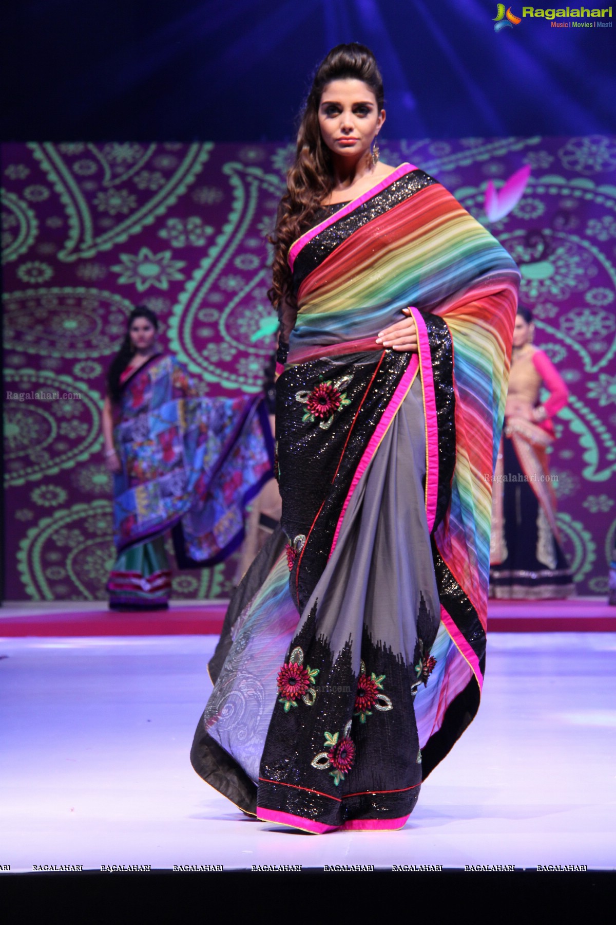 Surat Dreams - Fashion Thrills Fashion Show at HICC, Novotel, Hyderabad (Day 2)