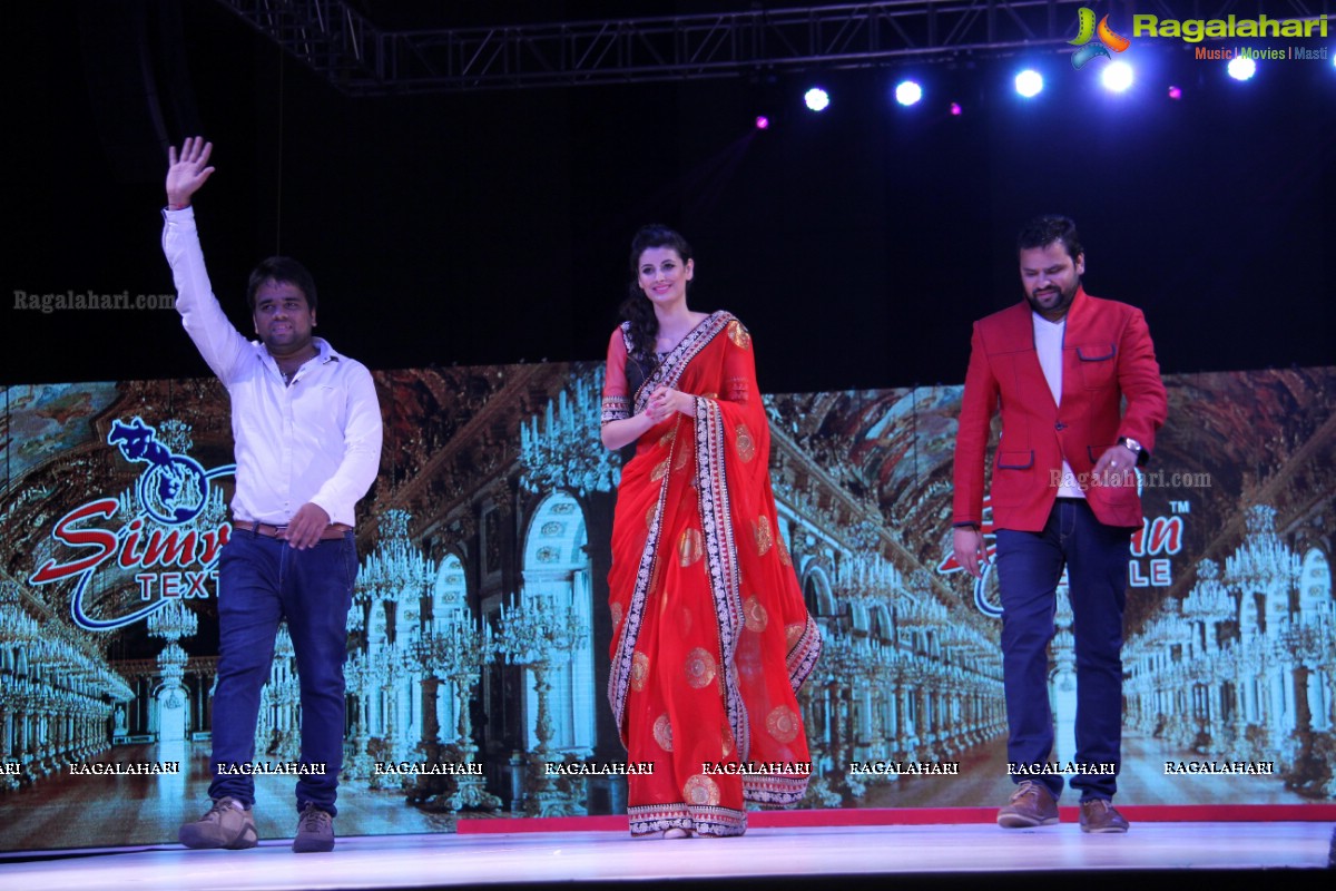 Surat Dreams - Fashion Thrills Fashion Show at HICC, Novotel, Hyderabad