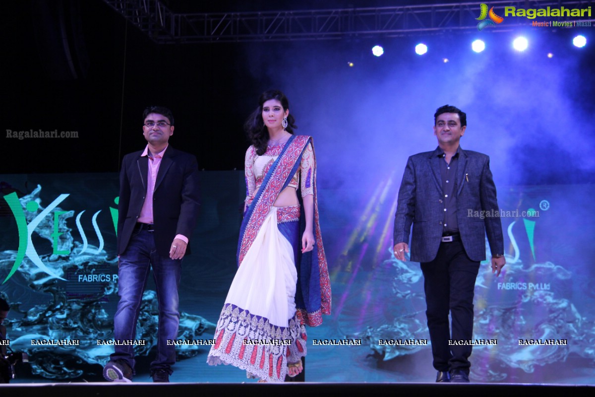 Surat Dreams - Fashion Thrills Fashion Show at HICC, Novotel, Hyderabad