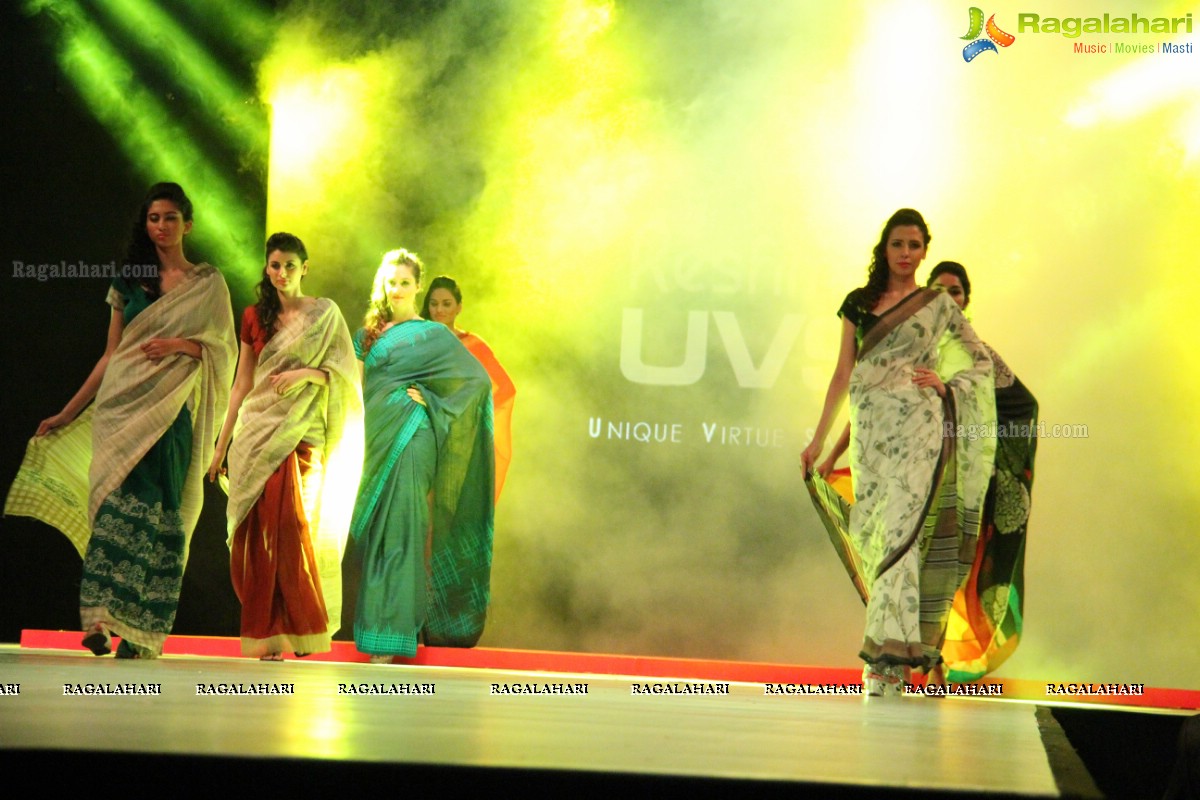 Surat Dreams - Fashion Thrills Fashion Show at HICC, Novotel, Hyderabad