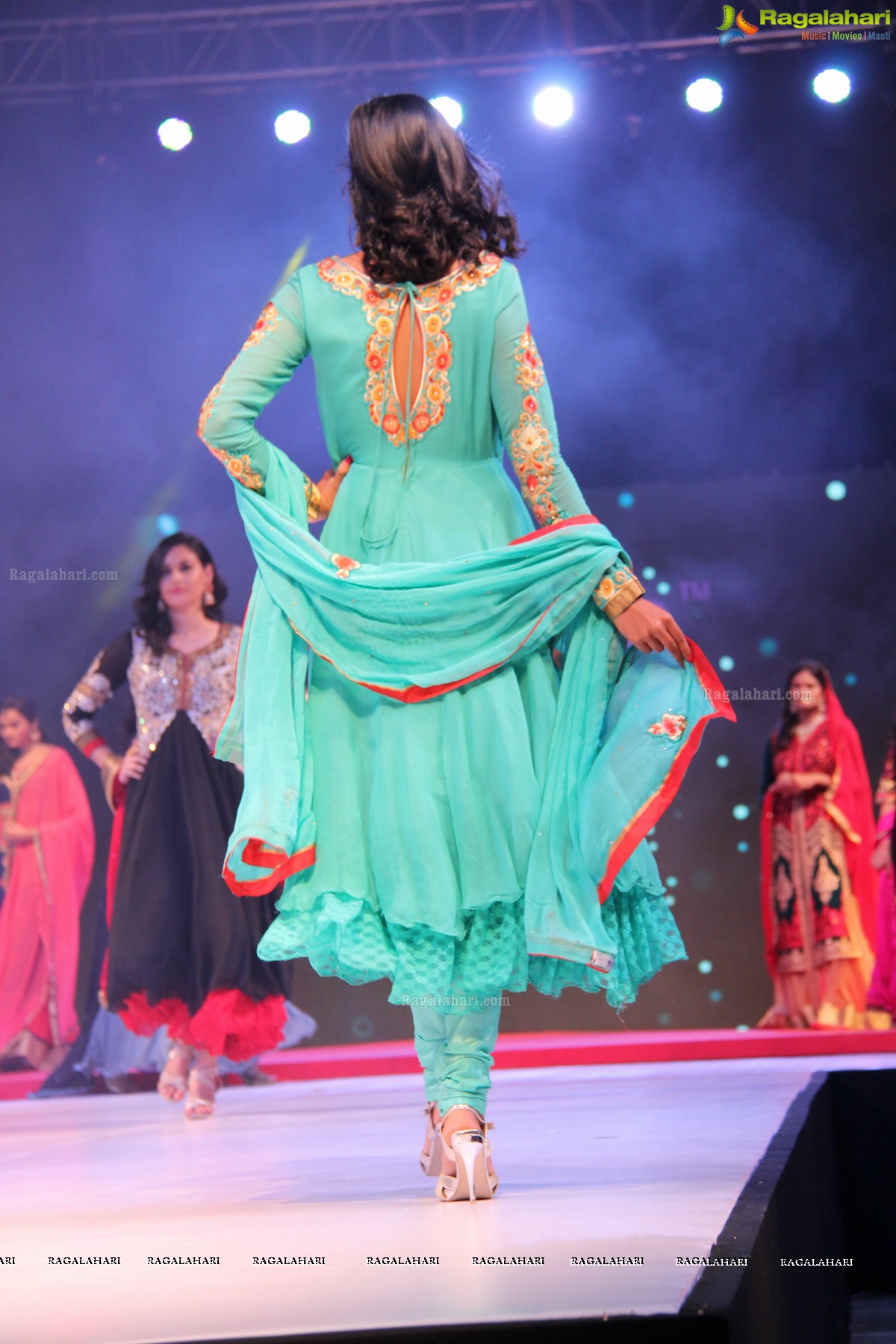 Surat Dreams - Fashion Thrills Fashion Show at HICC, Novotel, Hyderabad