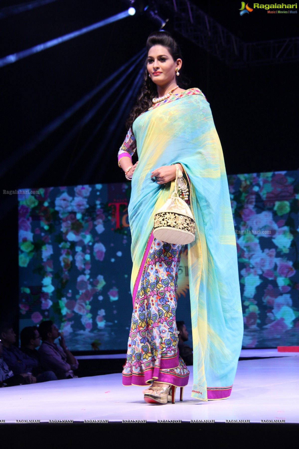 Surat Dreams - Fashion Thrills Fashion Show at HICC, Novotel, Hyderabad