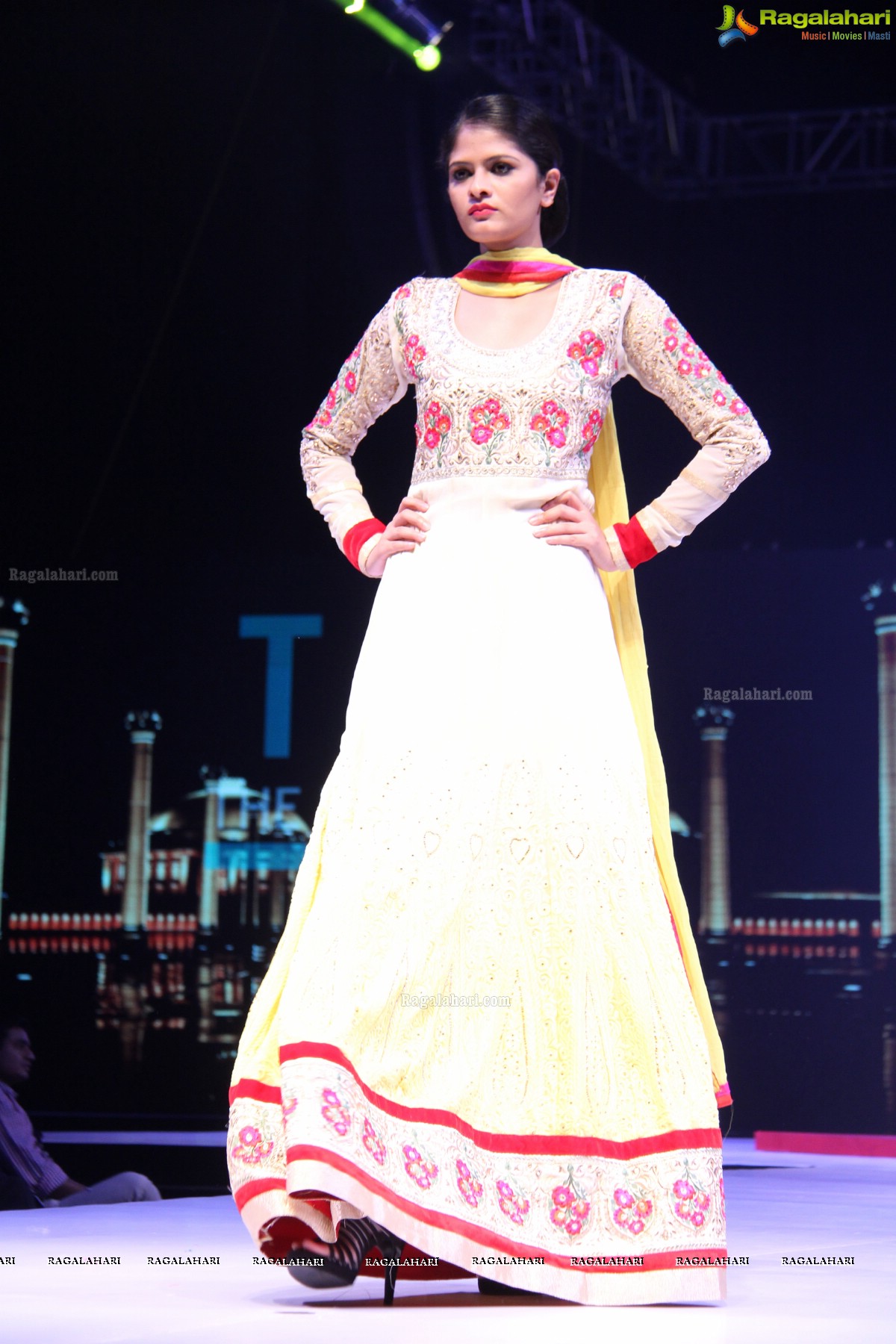 Surat Dreams - Fashion Thrills Fashion Show at HICC, Novotel, Hyderabad