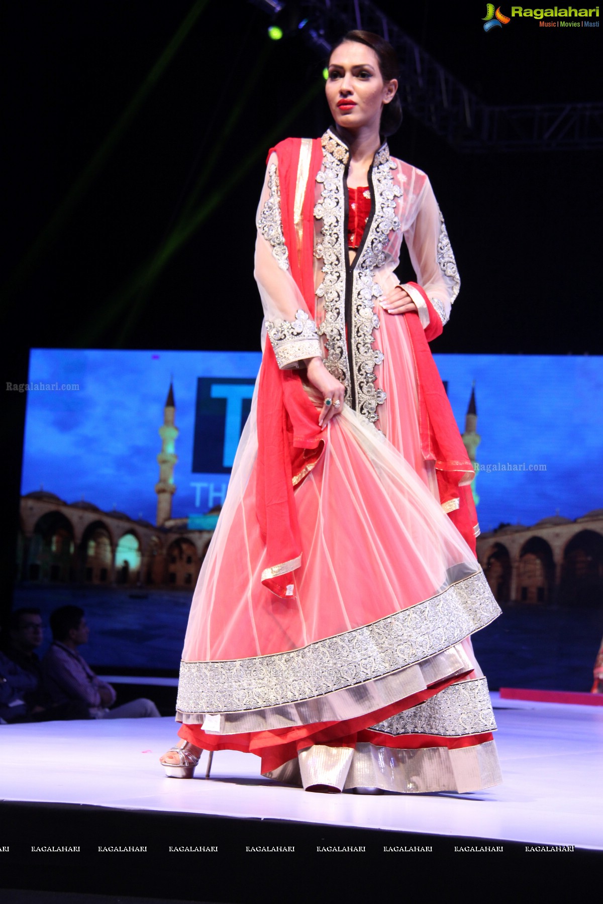 Surat Dreams - Fashion Thrills Fashion Show at HICC, Novotel, Hyderabad