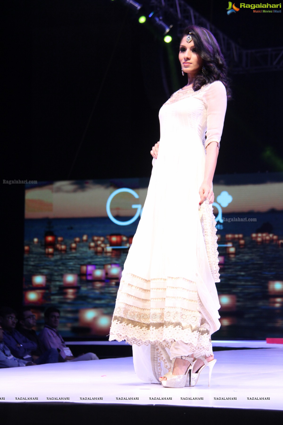 Surat Dreams - Fashion Thrills Fashion Show at HICC, Novotel, Hyderabad