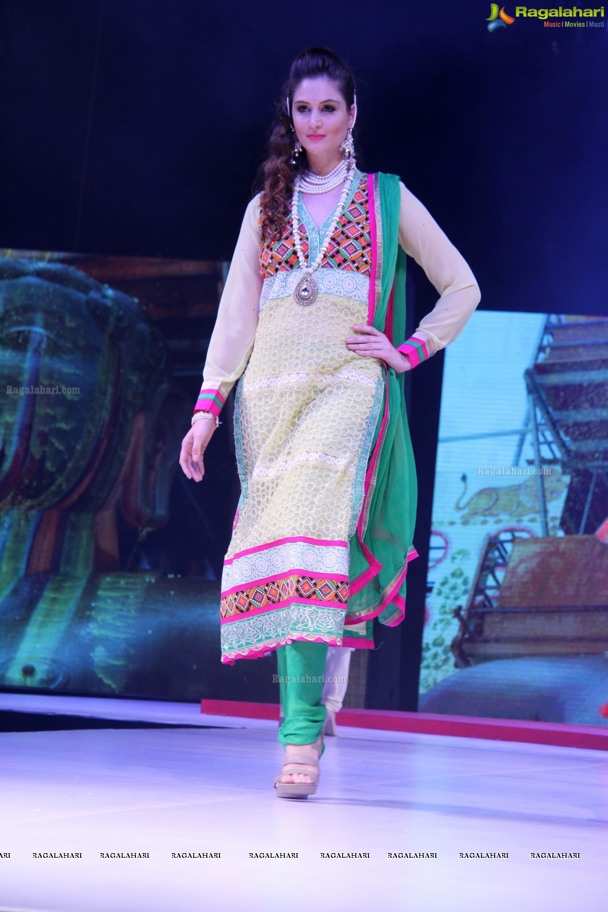 Surat Dreams - Fashion Thrills Fashion Show at HICC, Novotel, Hyderabad