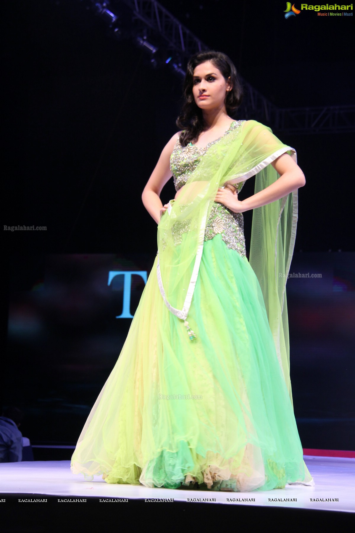 Surat Dreams - Fashion Thrills Fashion Show at HICC, Novotel, Hyderabad