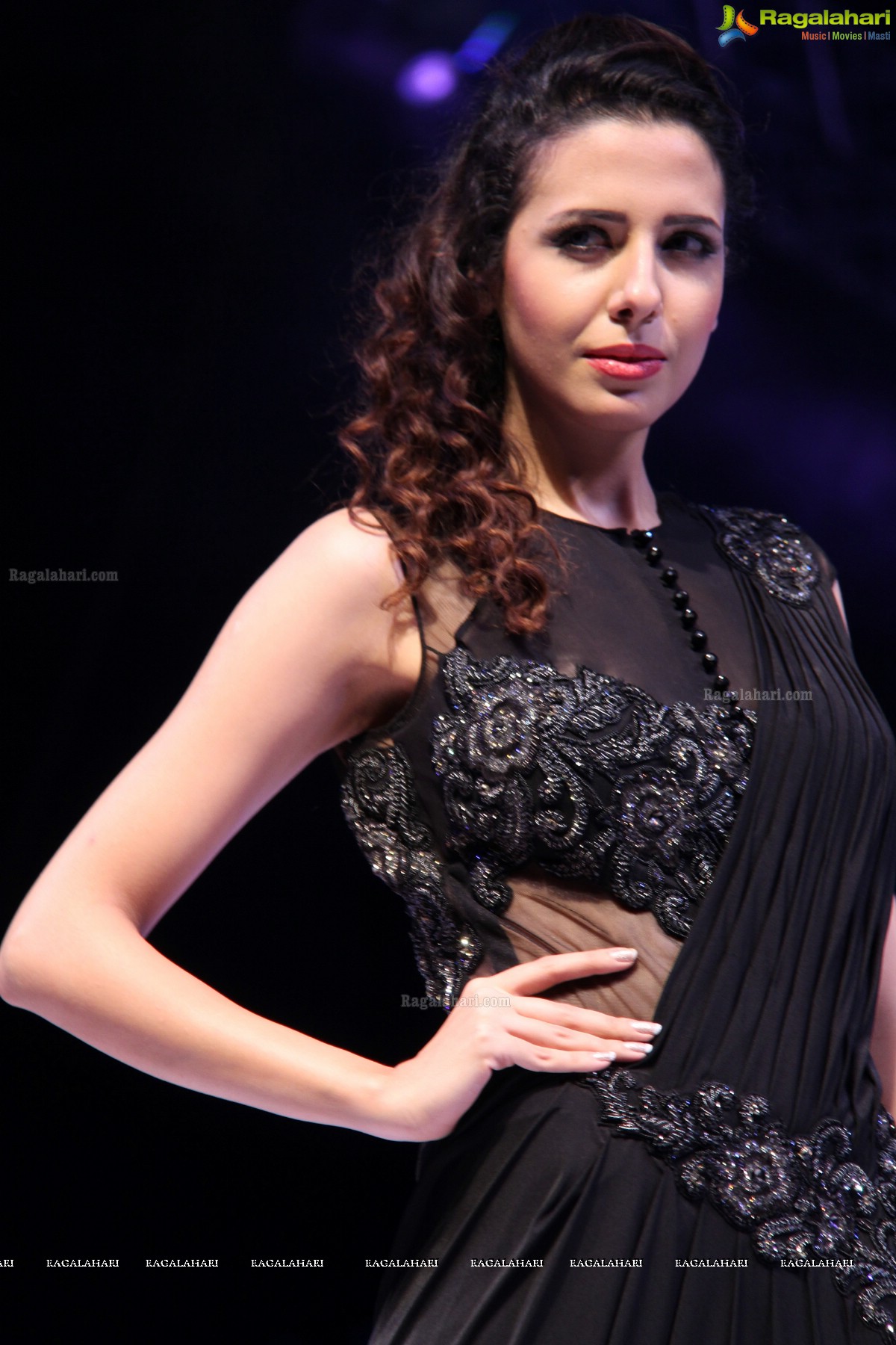 Surat Dreams - Fashion Thrills Fashion Show at HICC, Novotel, Hyderabad