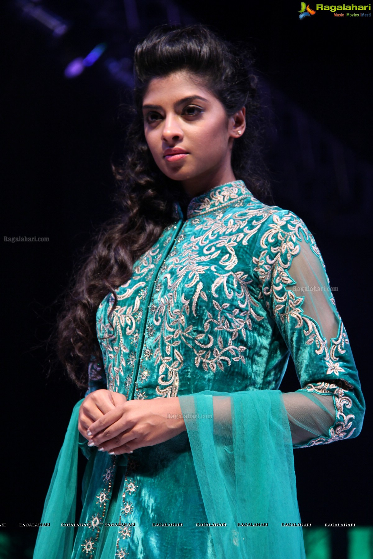 Surat Dreams - Fashion Thrills Fashion Show at HICC, Novotel, Hyderabad