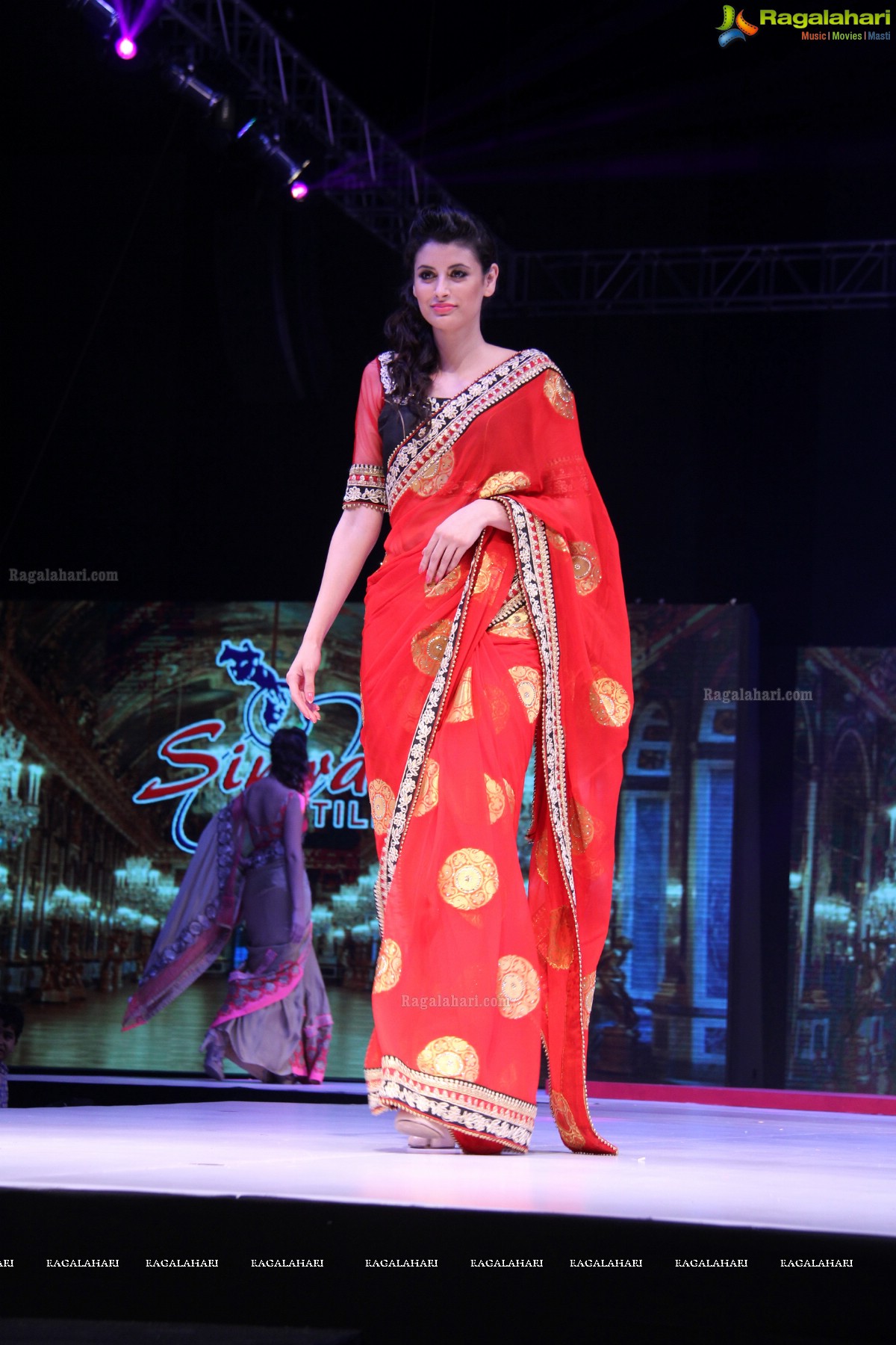 Surat Dreams - Fashion Thrills Fashion Show at HICC, Novotel, Hyderabad