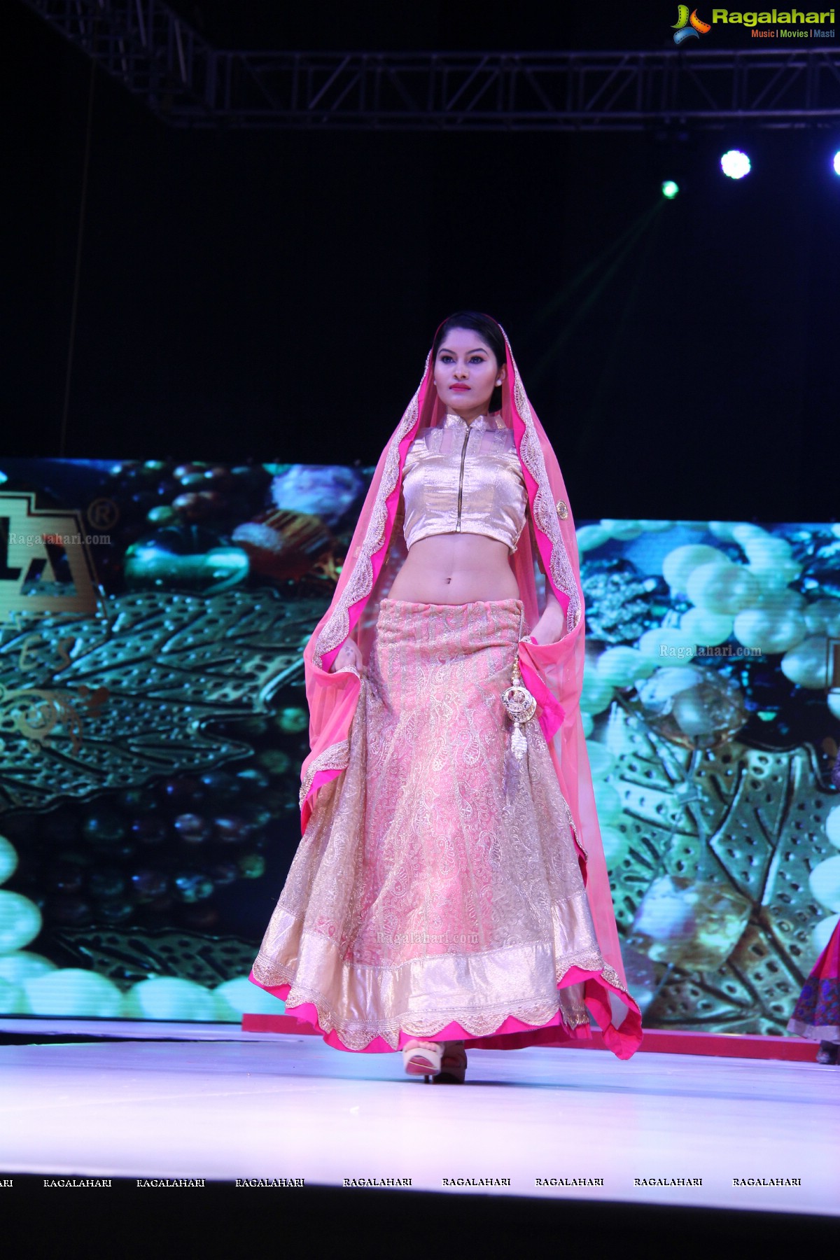 Surat Dreams - Fashion Thrills Fashion Show at HICC, Novotel, Hyderabad