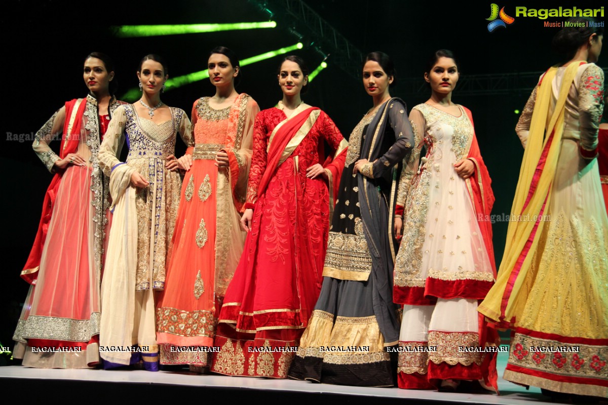 Surat Dreams - Fashion Thrills Fashion Show at HICC, Novotel, Hyderabad