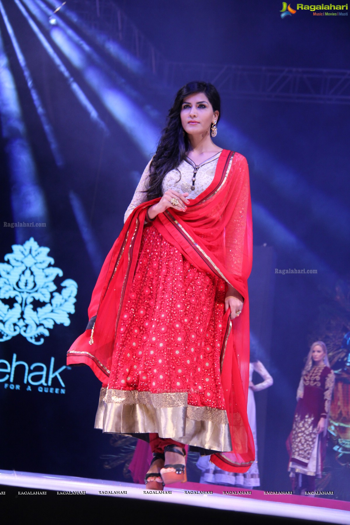 Surat Dreams - Fashion Thrills Fashion Show at HICC, Novotel, Hyderabad