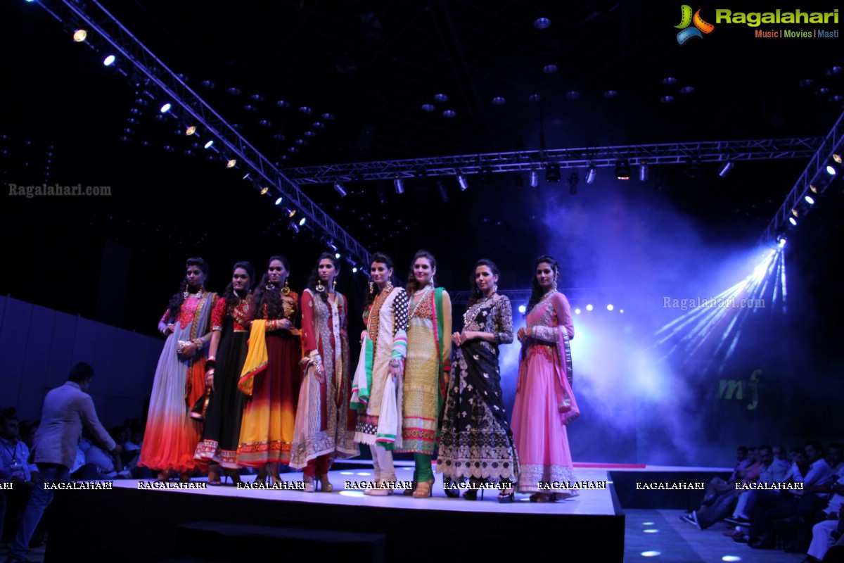 Surat Dreams - Fashion Thrills Fashion Show at HICC, Novotel, Hyderabad