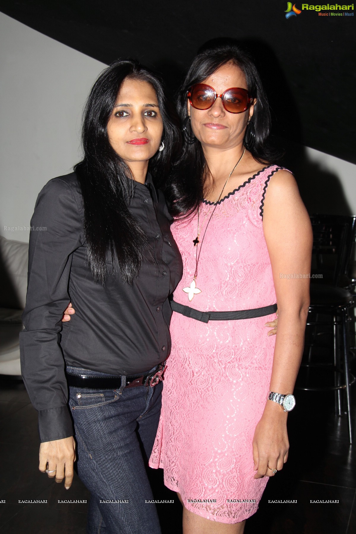 Friendz Forever Party by Simran Solaki at B&C, Hyderabad (Aug. 6, 2014)