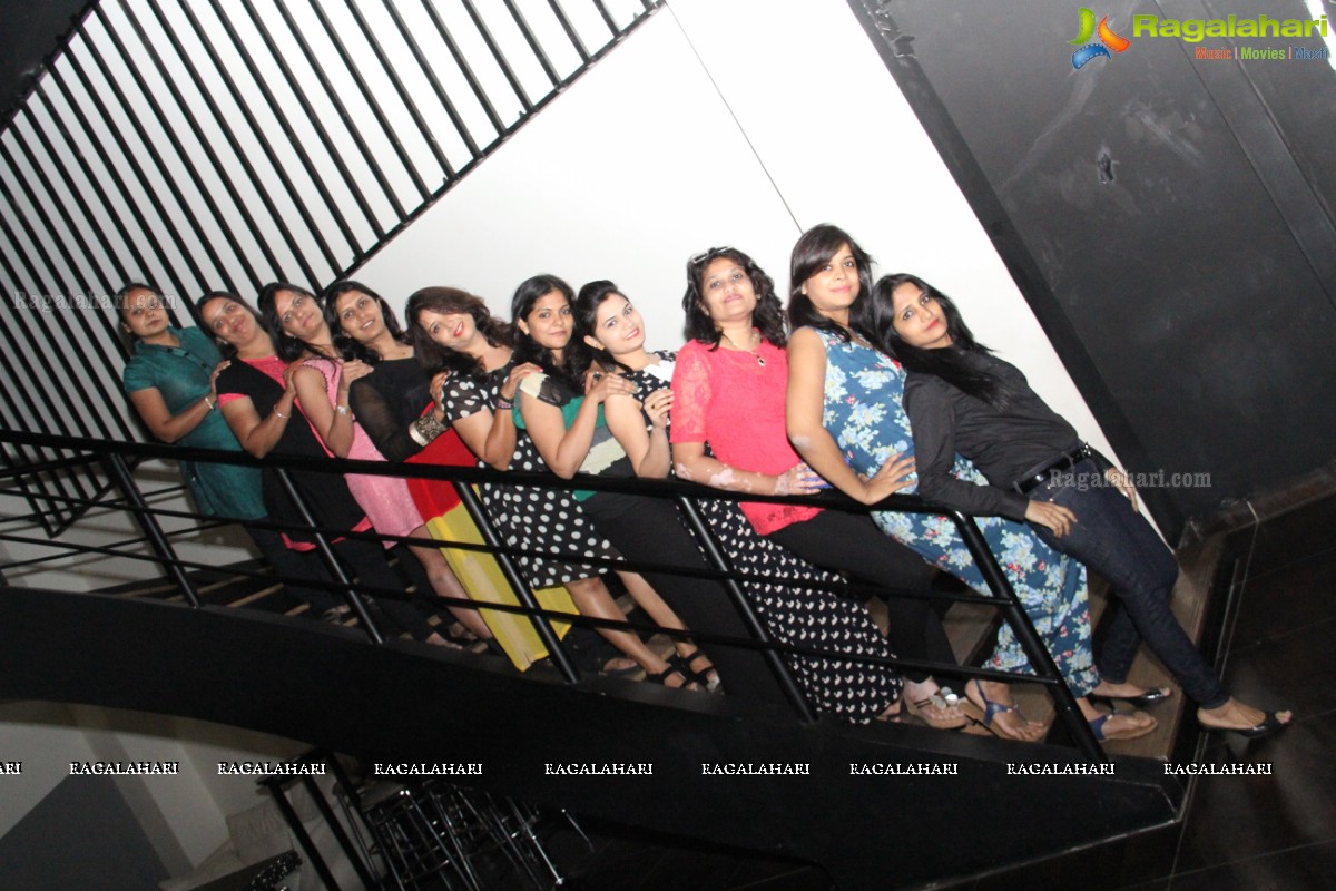 Friendz Forever Party by Simran Solaki at B&C, Hyderabad (Aug. 6, 2014)