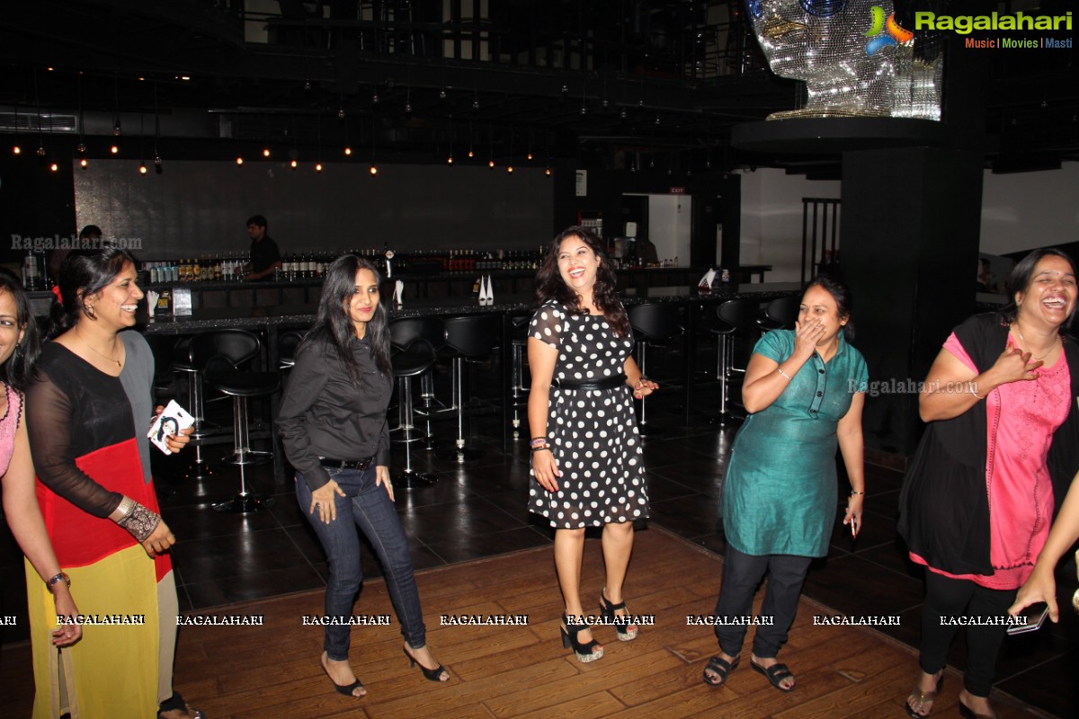 Friendz Forever Party by Simran Solaki at B&C, Hyderabad (Aug. 6, 2014)