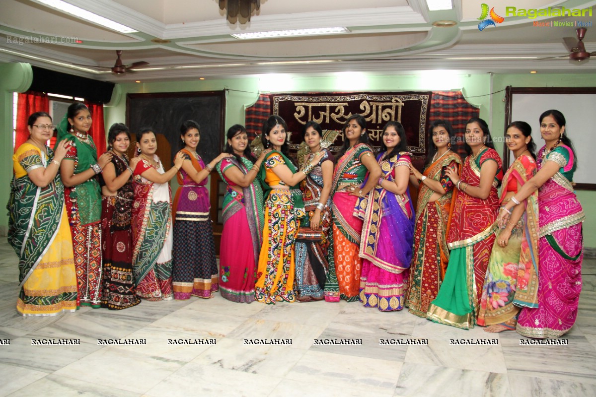 Garba and Dandiya Workshop by Rhythm Events