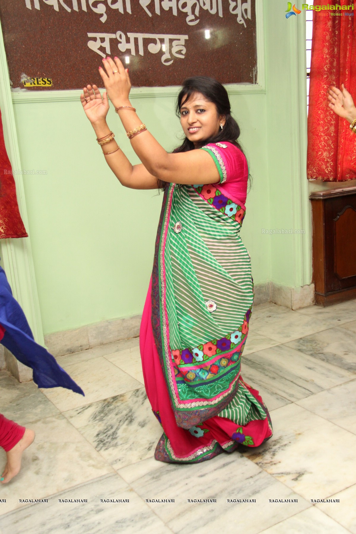 Garba and Dandiya Workshop by Rhythm Events