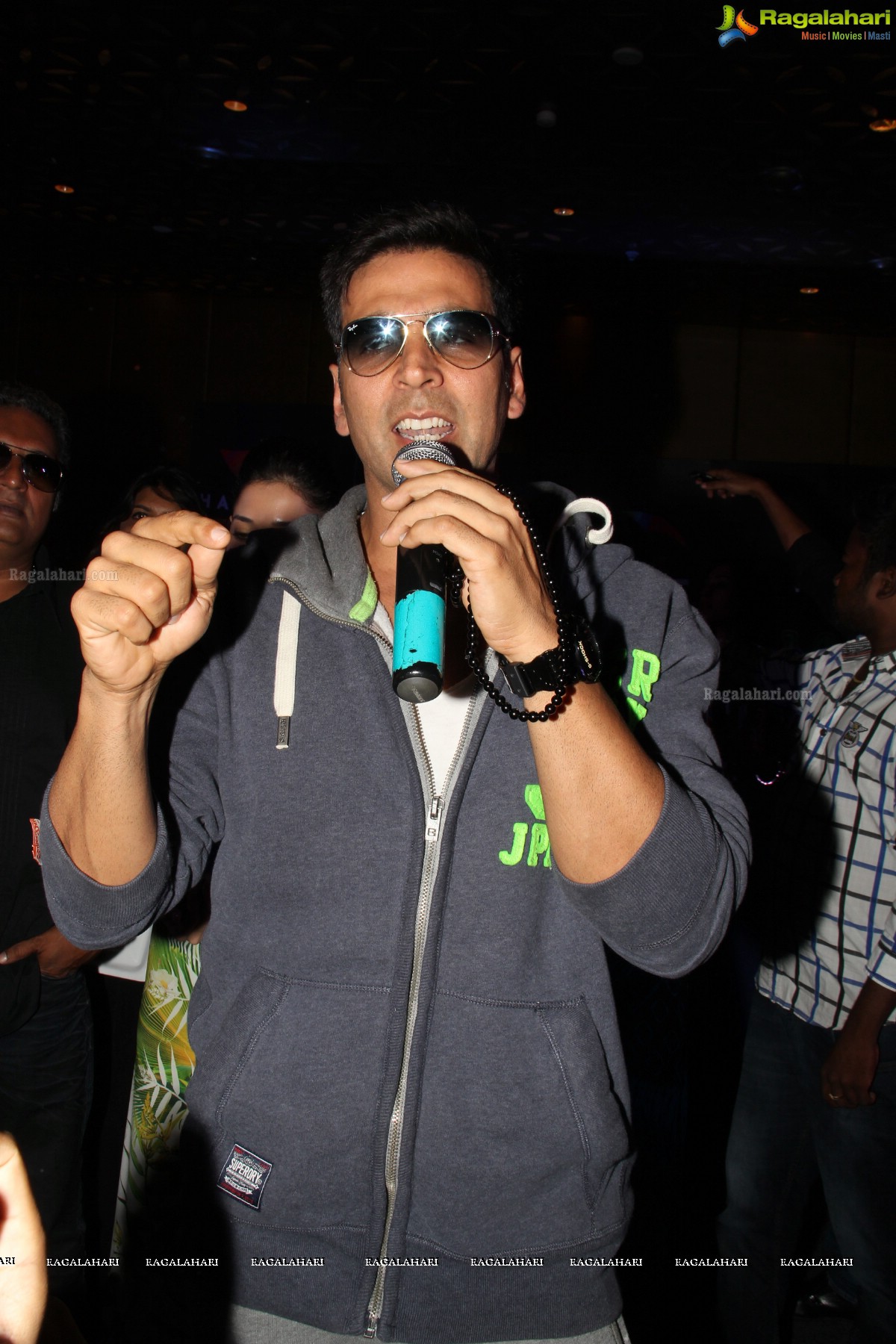 Hamstech Freshers Ball 2014 with Akshay Kumar and Tamannaah