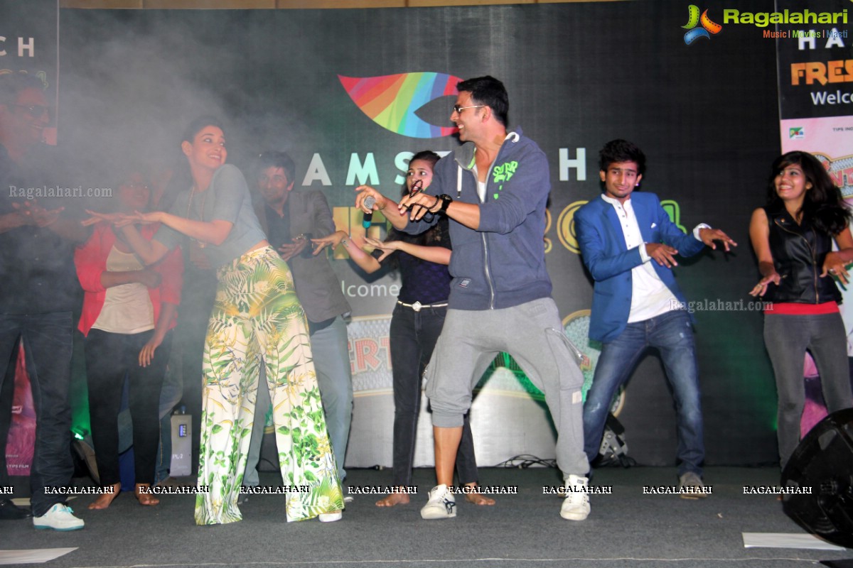 Hamstech Freshers Ball 2014 with Akshay Kumar and Tamannaah