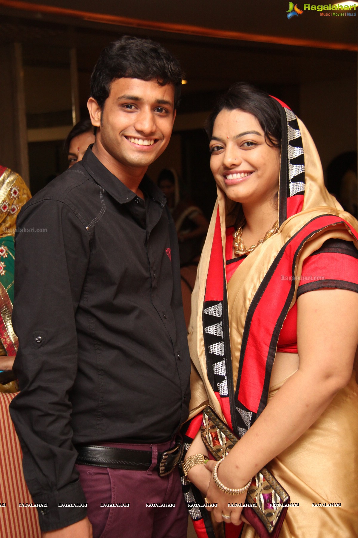 Shobit Bang-Harsha Ladda Wedding Engagement at Rajadhani Hotel