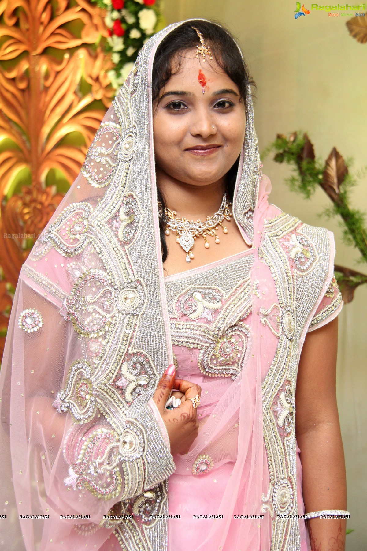 Shobit Bang-Harsha Ladda Wedding Engagement at Rajadhani Hotel