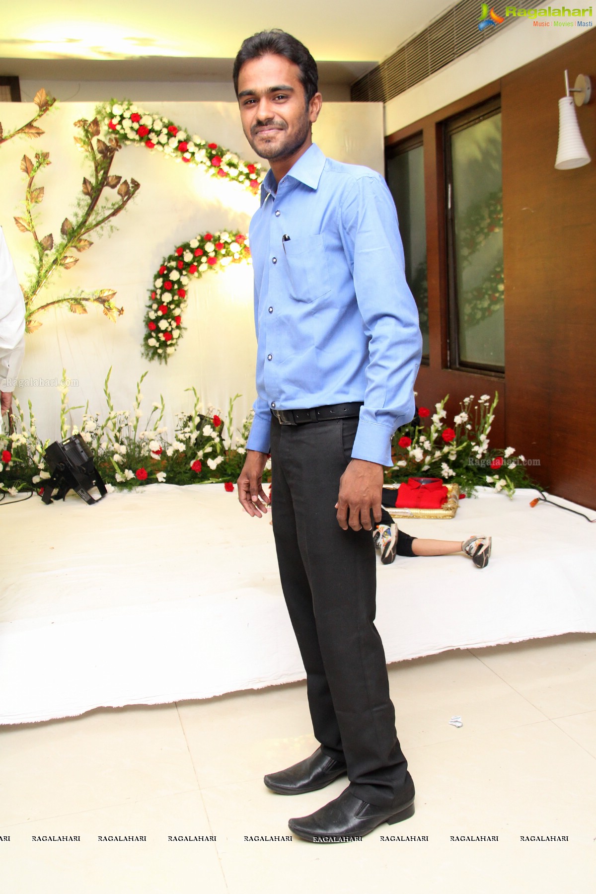 Shobit Bang-Harsha Ladda Wedding Engagement at Rajadhani Hotel