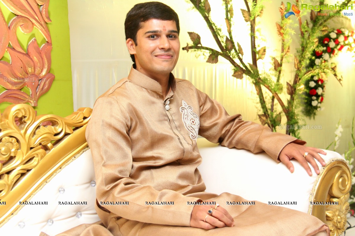 Shobit Bang-Harsha Ladda Wedding Engagement at Rajadhani Hotel