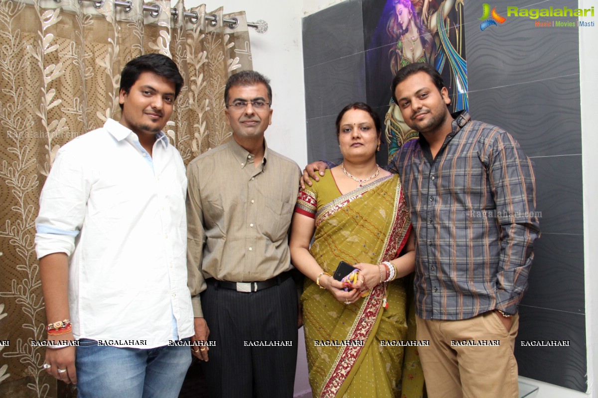 Housewarming Ceremony of Deepak Kumar-Malti Agarwal