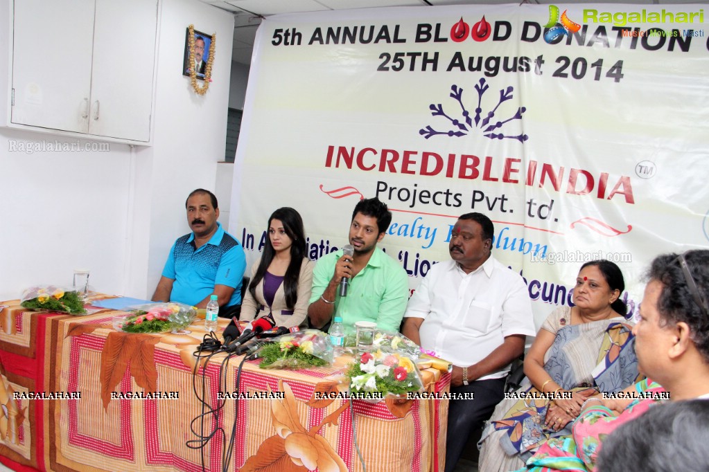 'Incredible India' staff donates blood