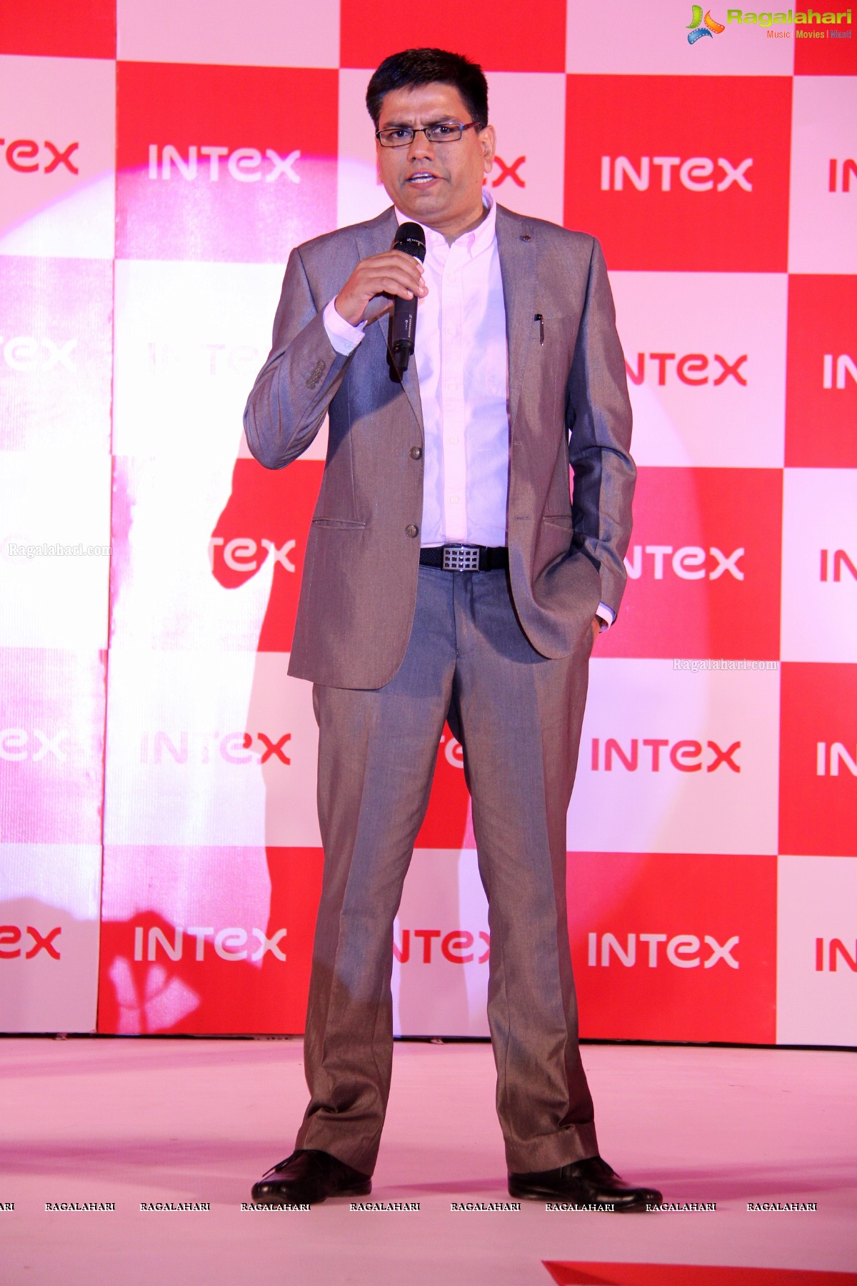 Anushka Shetty launches Intex Aqua Style Pro at Taj Krishna, Hyderabad