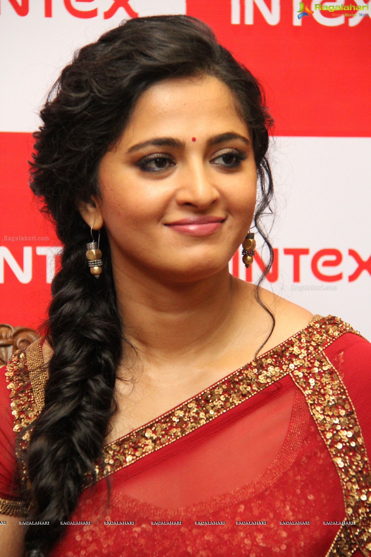 Anushka Shetty launches Intex Aqua Style Pro at Taj Krishna, Hyderabad