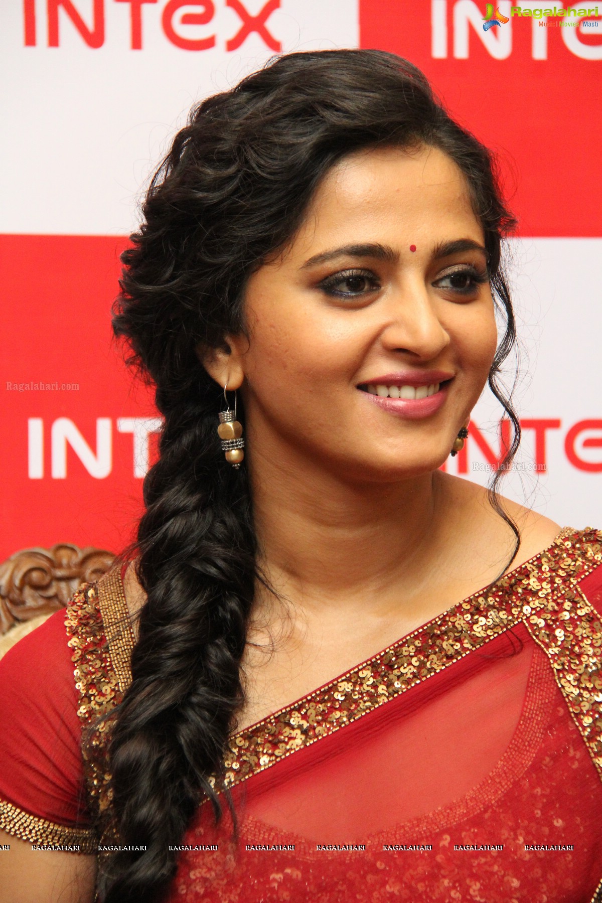 Anushka Shetty launches Intex Aqua Style Pro at Taj Krishna, Hyderabad