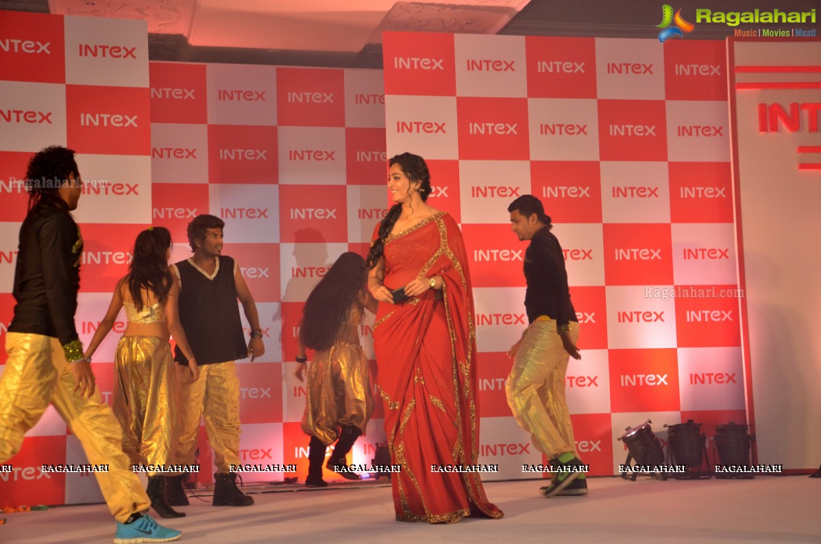 Anushka Shetty launches Intex Aqua Style Pro at Taj Krishna, Hyderabad