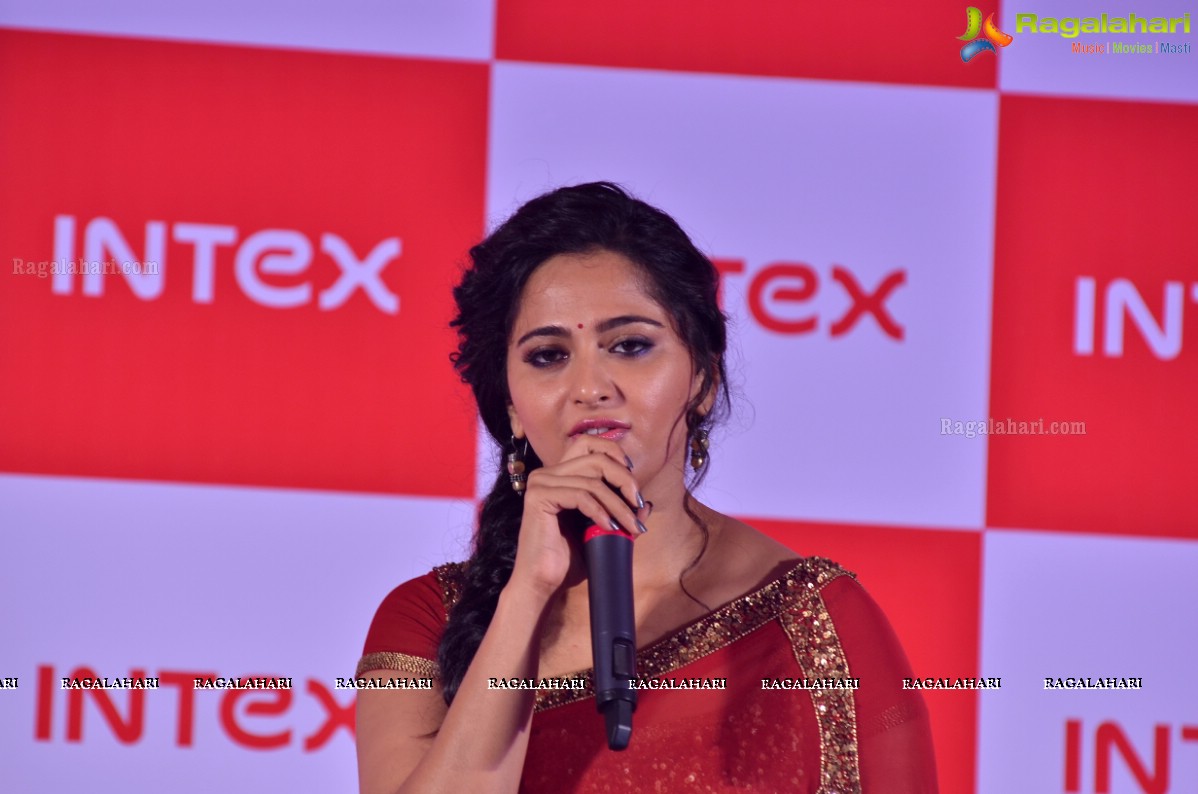 Anushka Shetty launches Intex Aqua Style Pro at Taj Krishna, Hyderabad