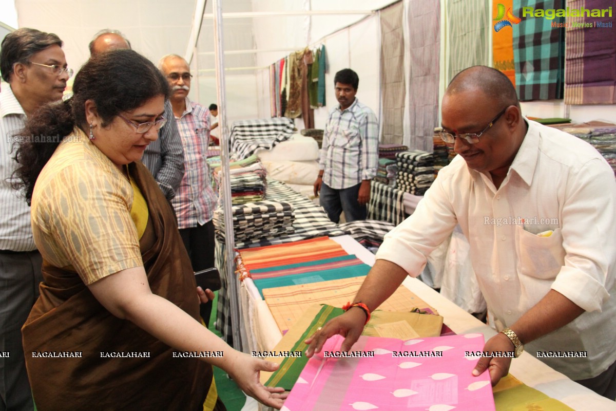 Lepakshi Handicrafts and Handlooms Exhibition (August 2014), Hyderabad