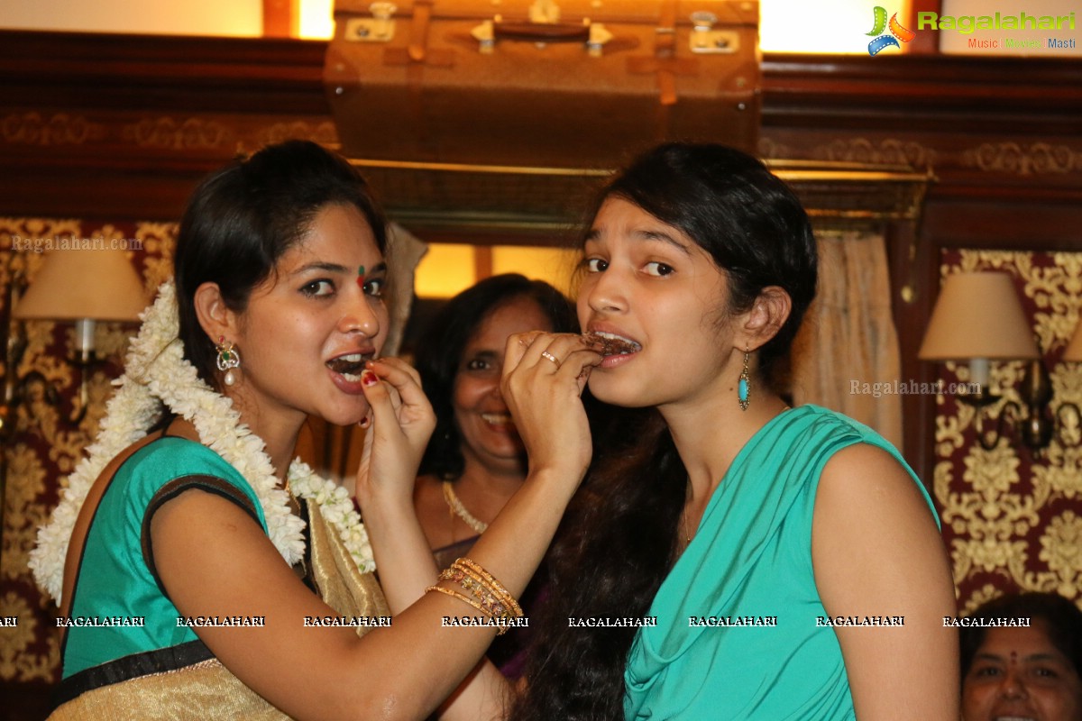 Actress Madhumitha Sivabalaji Birthday Celebrations 2014