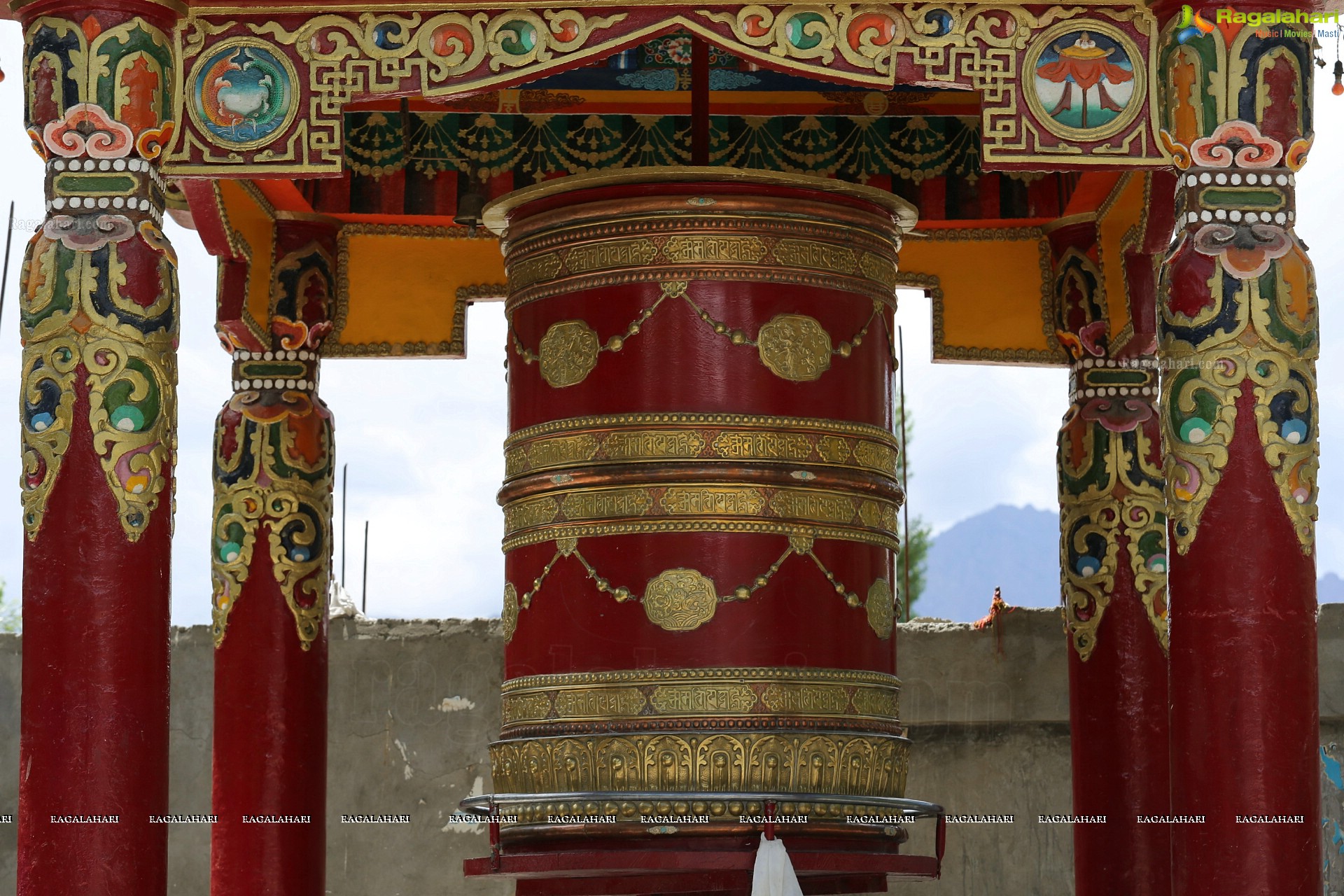 Magnetic Hill, Leh High Definition Photos