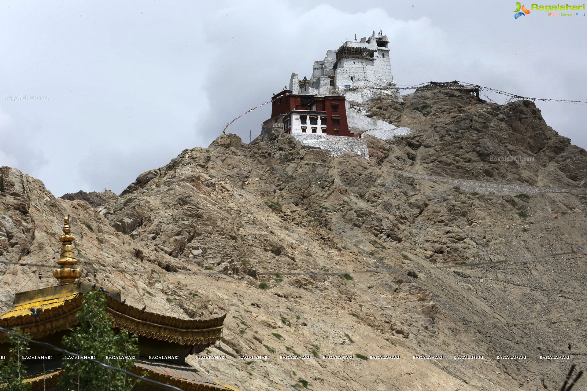 Magnetic Hill, Leh High Definition Photos