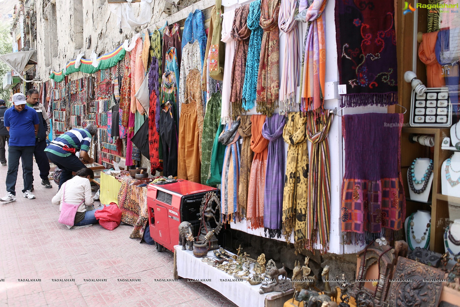 Magnetic Hill, Leh High Definition Photos