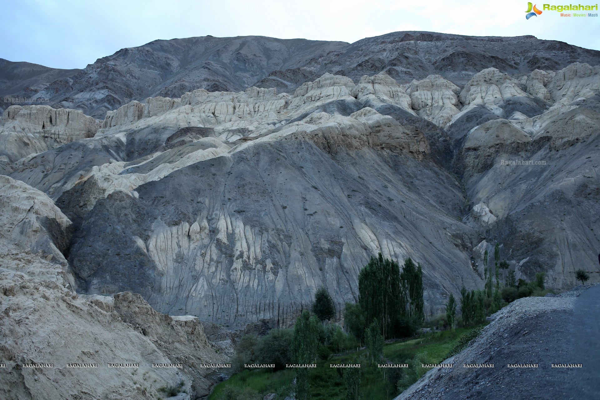 Moonland, Ladakh High Definition Photos