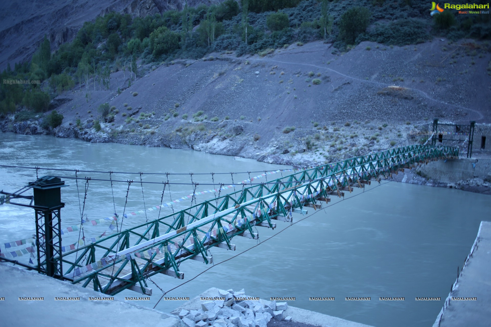 Moonland, Ladakh High Definition Photos