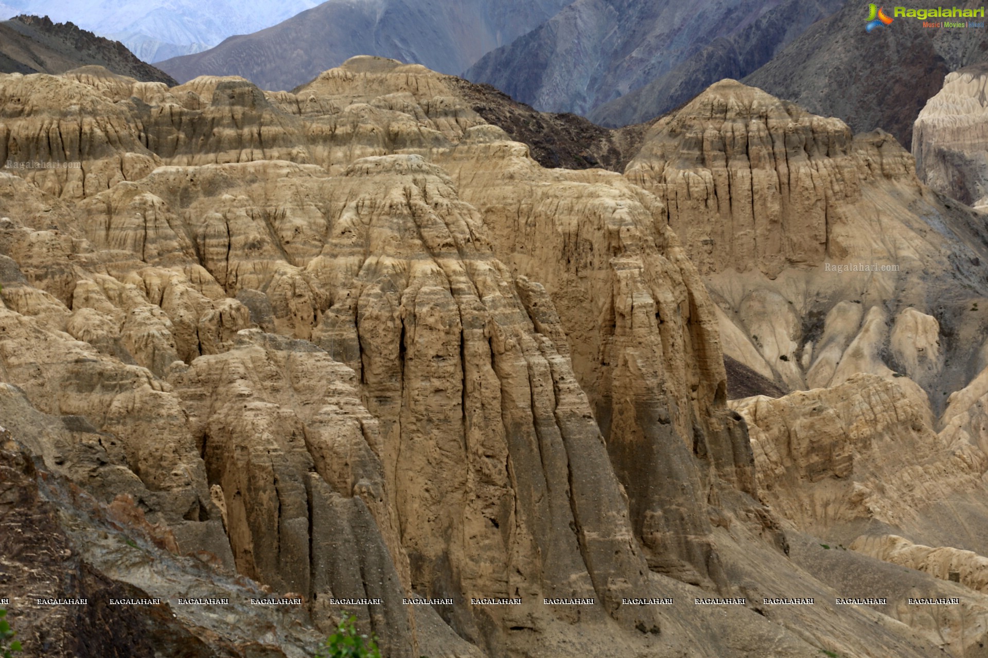 Moonland, Ladakh High Definition Photos